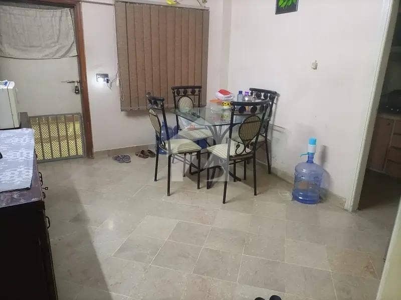 West Open Flat In Gulshan-e-Iqbal Block 10-A
